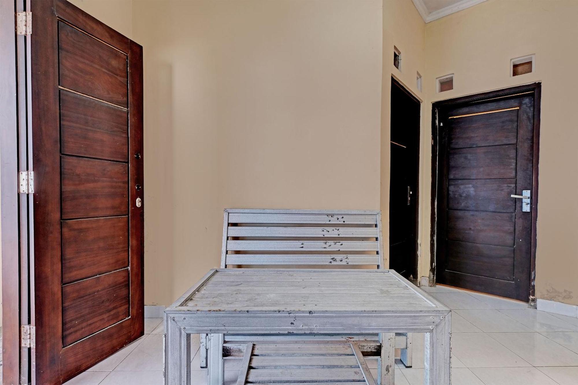 Spot On 92934 Nusantara Syariah Maguwo Exterior foto