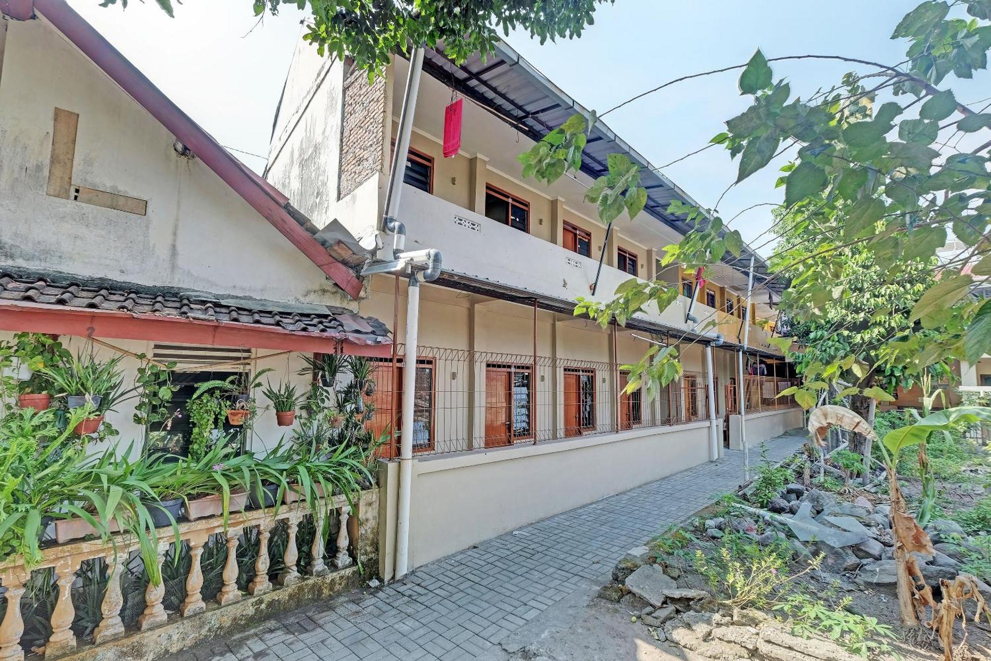Spot On 92934 Nusantara Syariah Maguwo Exterior foto